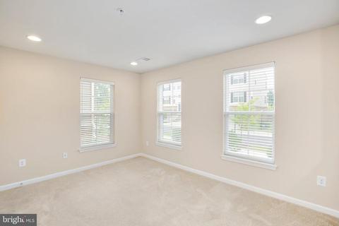 3618 Summer House St, Silver Spring, MD 20906 photo 7