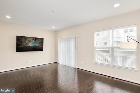 3618 Summer House St, Silver Spring, MD 20906 photo 18