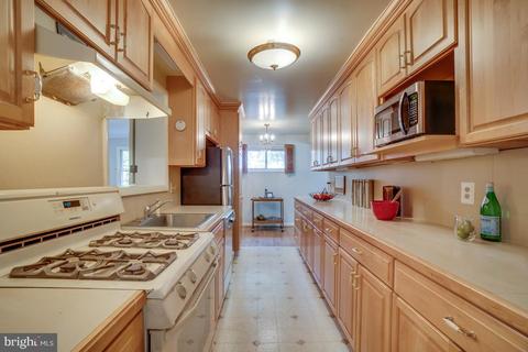 1703 Sanford Rd, Silver Spring, MD 20902 photo 10