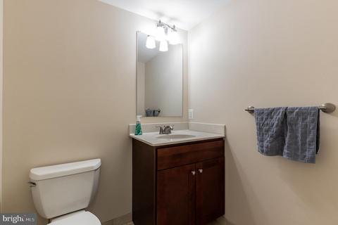10701 Glenhaven Dr, Silver Spring, MD 20902 photo 21