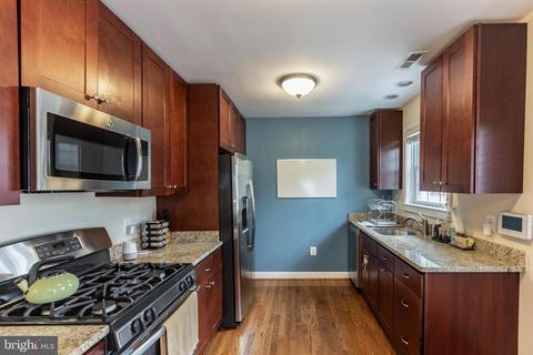 10701 Glenhaven Dr, Silver Spring, MD 20902 photo 9