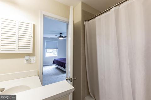 10701 Glenhaven Dr, Silver Spring, MD 20902 photo 22