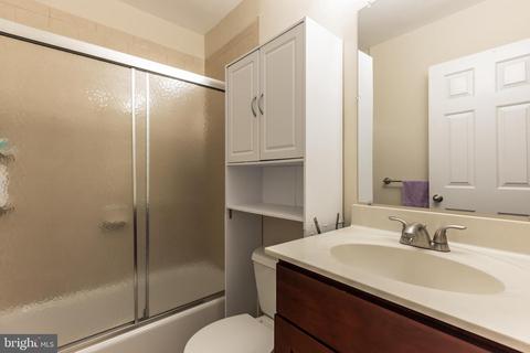 10701 Glenhaven Dr, Silver Spring, MD 20902 photo 16
