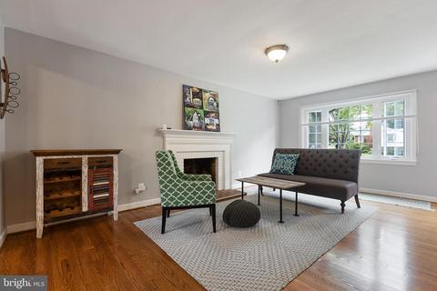 10701 Glenhaven Dr, Silver Spring, MD 20902 photo 4