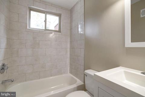 916 Patton Dr, Silver Spring, MD 20901 photo 6