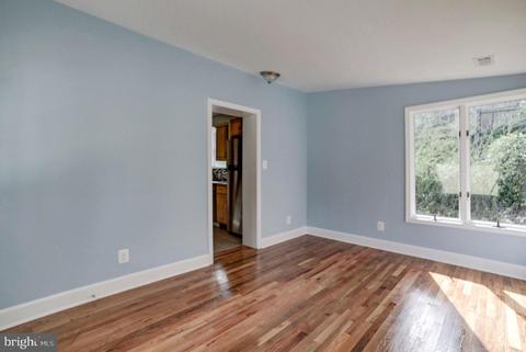 916 Patton Dr, Silver Spring, MD 20901 photo 11