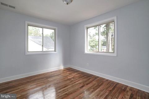 916 Patton Dr, Silver Spring, MD 20901 photo 5