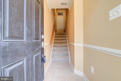 1602 Regent Manor Ct, Silver Spring, MD 20904 photo 3