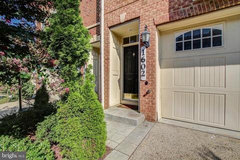1602 Regent Manor Ct, Silver Spring, MD 20904 photo 2