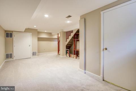 9909 Cherry Tree Ln, Silver Spring, MD 20901 photo 34