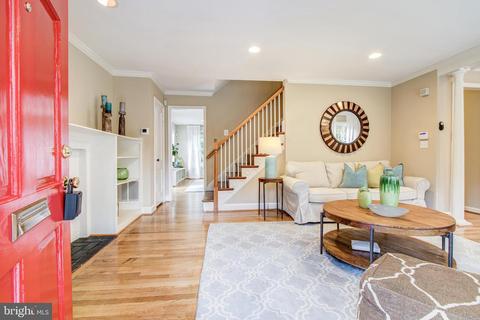 9909 Cherry Tree Ln, Silver Spring, MD 20901 photo 5