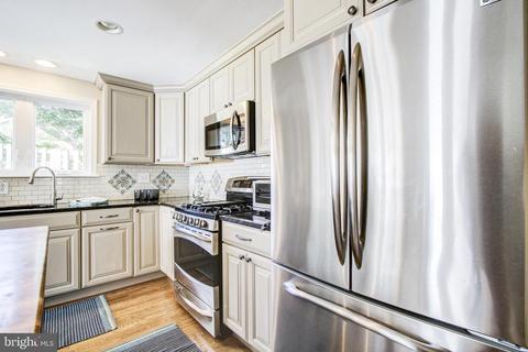 9909 Cherry Tree Ln, Silver Spring, MD 20901 photo 13