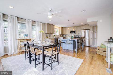 9909 Cherry Tree Ln, Silver Spring, MD 20901 photo 17