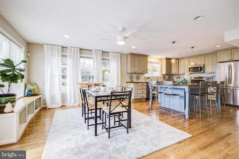 9909 Cherry Tree Ln, Silver Spring, MD 20901 photo 18