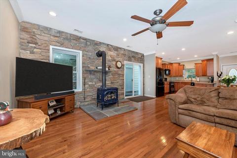 20525 Bucklodge Rd, Boyds, MD 20841 photo 13