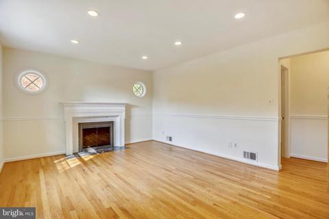 1509 Forest Glen Rd, Silver Spring, MD 20910 photo 5