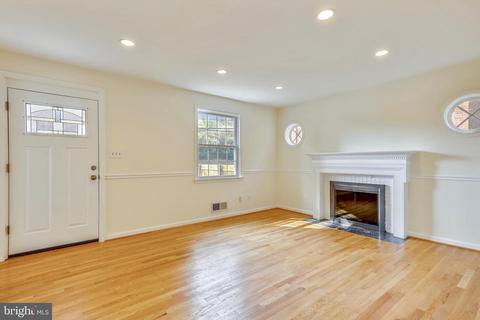 1509 Forest Glen Rd, Silver Spring, MD 20910 photo 4