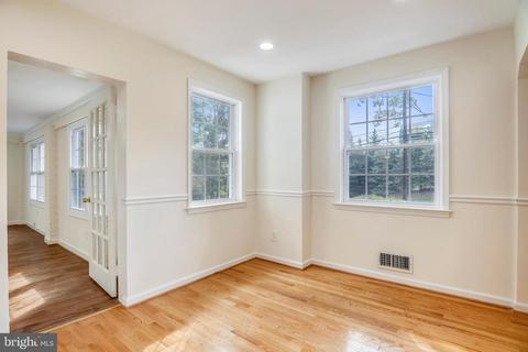 1509 Forest Glen Rd, Silver Spring, MD 20910 photo 13