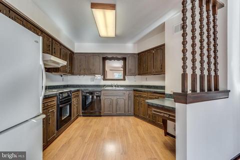 2309 Solmar Dr, Silver Spring, MD 20904 photo 4