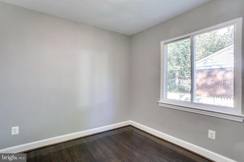 206 E Schuyler Rd, Silver Spring, MD 20901 photo 32