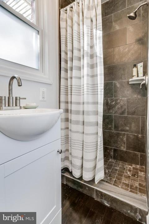 206 E Schuyler Rd, Silver Spring, MD 20901 photo 30
