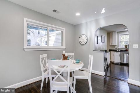 206 E Schuyler Rd, Silver Spring, MD 20901 photo 8