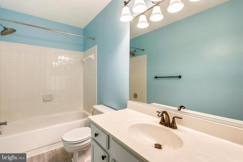 11421 Catalina Ter, Silver Spring, MD 20902 photo 29