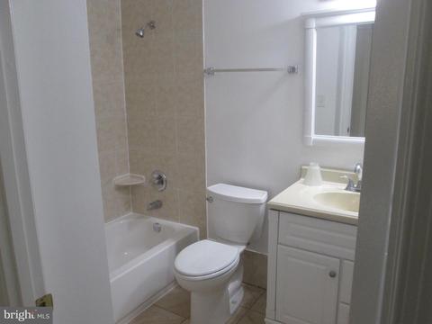 22 Dunsinane Ct #58, Silver Spring, MD 20906 photo 28