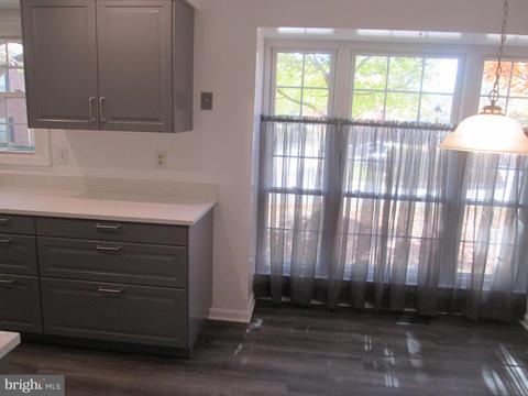 22 Dunsinane Ct #58, Silver Spring, MD 20906 photo 9