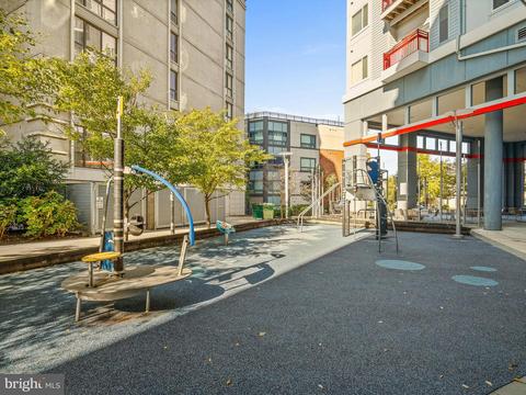 8005 13th St #304, Silver Spring, MD 20910 photo 28