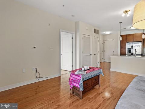 8005 13th St #304, Silver Spring, MD 20910 photo 9