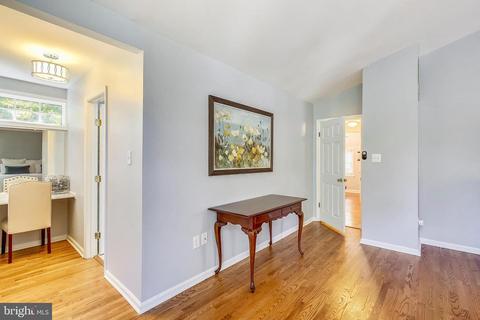 9929 Woodburn Rd, Silver Spring, MD 20901 photo 17
