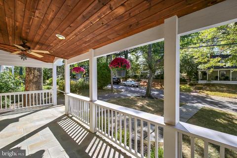 9929 Woodburn Rd, Silver Spring, MD 20901 photo 3