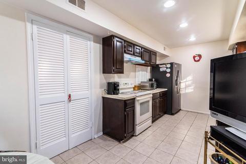 32 Dunsinane Ct #59, Silver Spring, MD 20906 photo 13