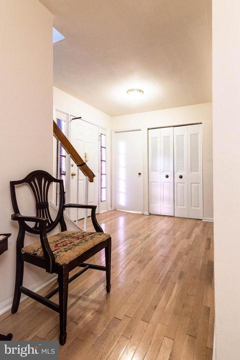 32 Dunsinane Ct #59, Silver Spring, MD 20906 photo 2