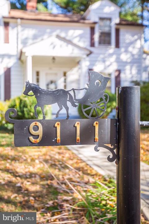9111 Woodland Dr, Silver Spring, MD 20910 photo 2