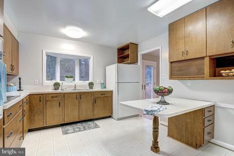 1100 Ednor Rd, Silver Spring, MD 20905 photo 10
