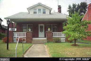 709 Wayne Ave, Silver Spring, MD 20910 photo 1