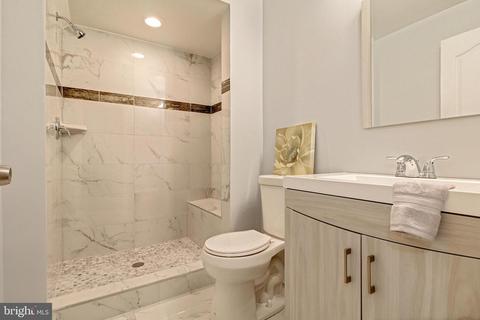 1404 Winding Waye Ln, Silver Spring, MD 20902 photo 25