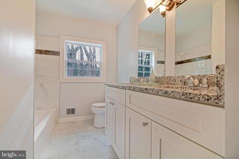 1404 Winding Waye Ln, Silver Spring, MD 20902 photo 15
