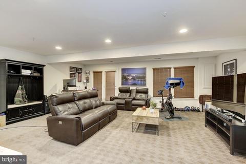 1500 Regent Manor Ct, Silver Spring, MD 20904 photo 36
