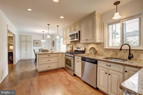 2308 Hidden Valley Ln, Silver Spring, MD 20904 photo 9