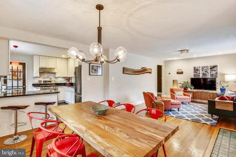 136 Dale Dr, Silver Spring, MD 20910 photo 4