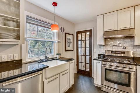 136 Dale Dr, Silver Spring, MD 20910 photo 6