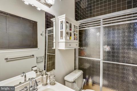 900 Hyde Rd, Silver Spring, MD 20902 photo 21