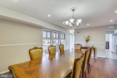 900 Hyde Rd, Silver Spring, MD 20902 photo 8