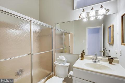 900 Hyde Rd, Silver Spring, MD 20902 photo 24