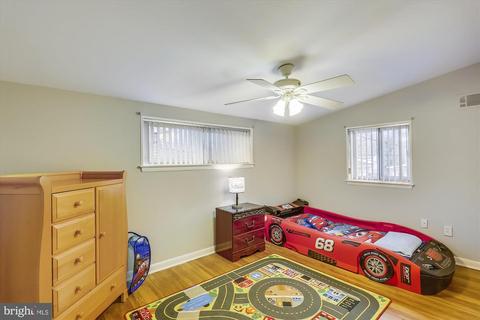 900 Hyde Rd, Silver Spring, MD 20902 photo 22