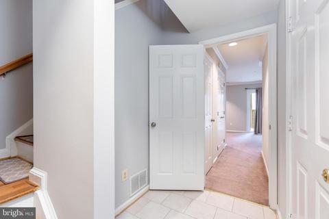 1807 Locust Grove Rd, Silver Spring, MD 20910 photo 29