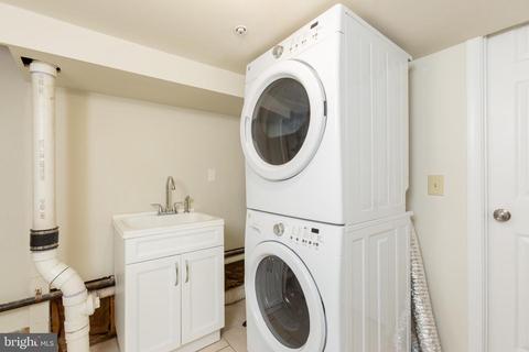 1807 Locust Grove Rd, Silver Spring, MD 20910 photo 28